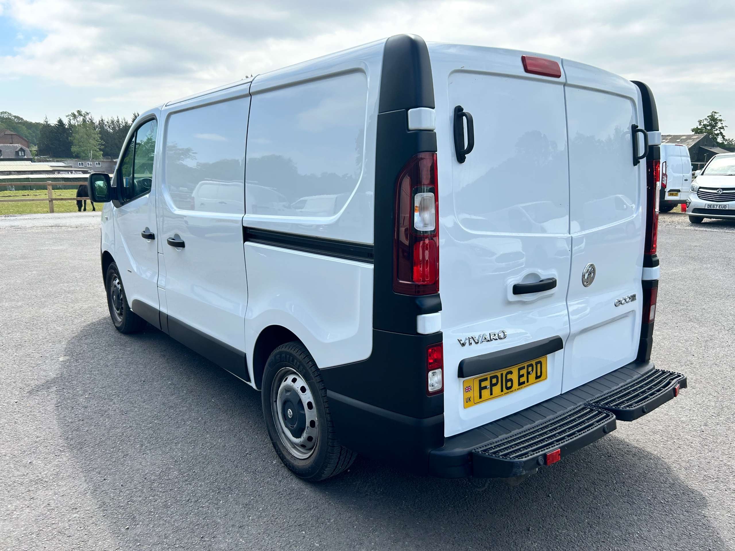 2016 VAUXHALL VIVARO 2016 VAUXHALL VIVARO