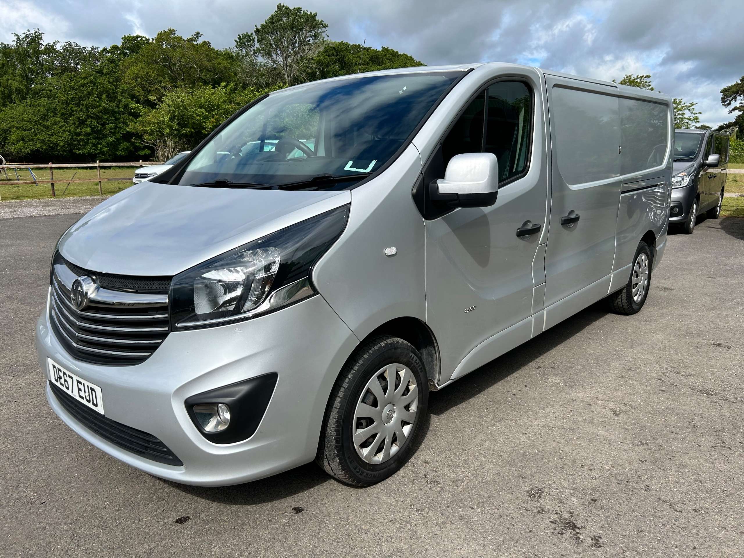 2017 VAUXHALL VIVARO 2017 VAUXHALL VIVARO