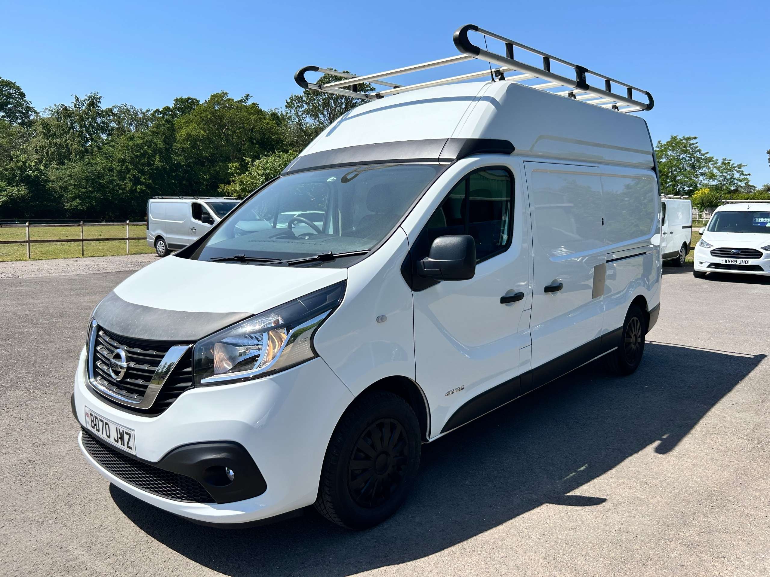 2020 NISSAN NV300 2020 NISSAN NV300