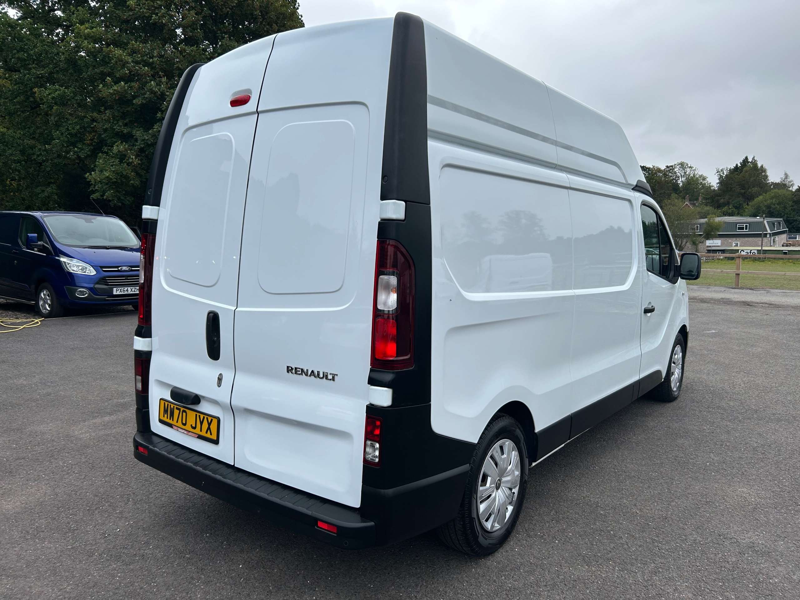A 2021 RENAULT TRAFIC 2.0 dCi ENERGY 30 Business+ Panel Van 5dr Diesel Manual LWB High Roof Euro 6 (s/s) (145 ps) A 2021 RENAULT TRAFIC 2.0 dCi ENERGY 30 Business+ Panel Van 5dr Diesel Manual LWB High Roof Euro 6 (s/s) (145 ps)