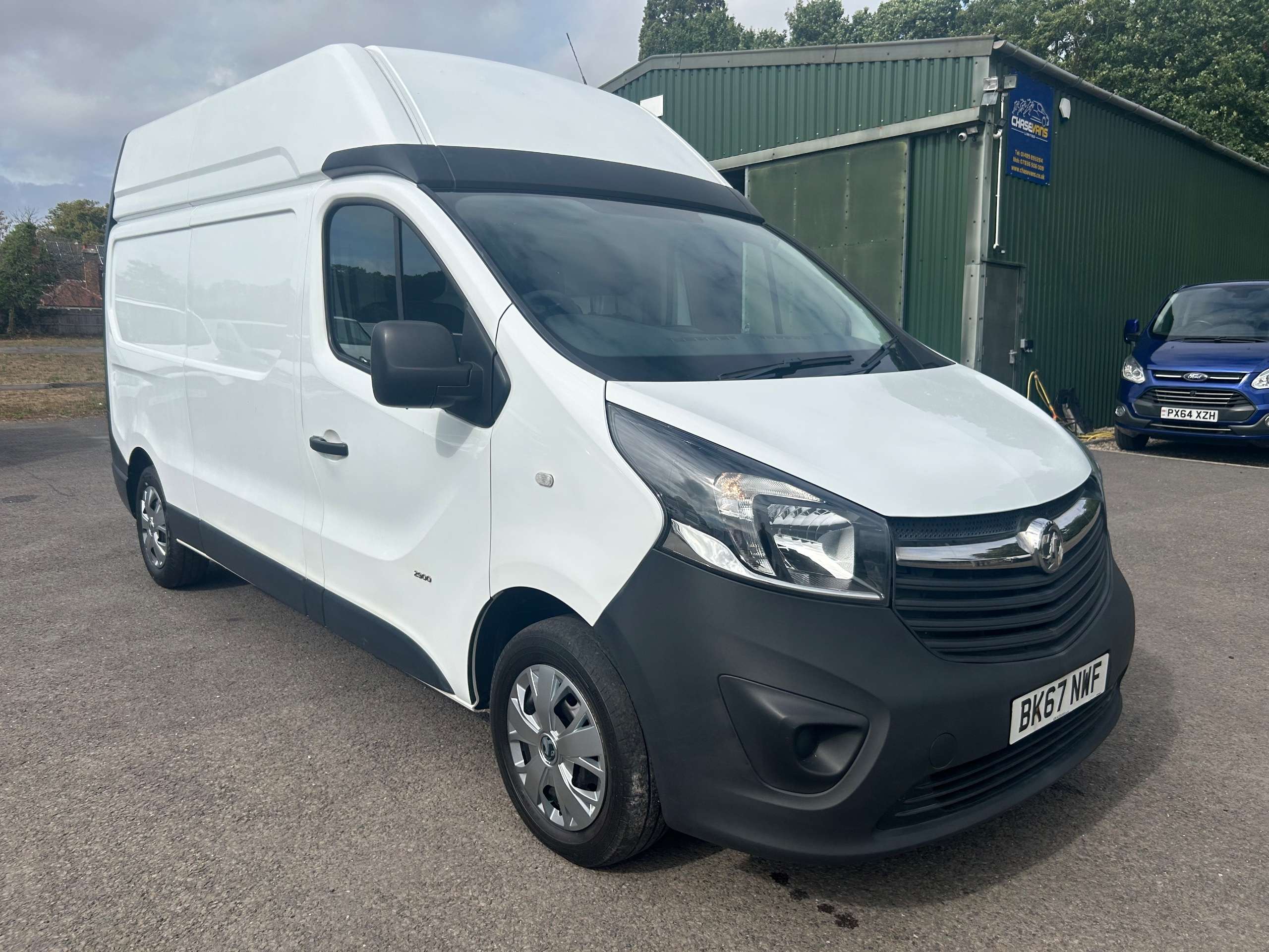 A 2018 VAUXHALL VIVARO 1.6 CDTi 2900 BiTurbo ecoTEC Panel Van 5dr Diesel Manual L2 H2 Euro 6 (s/s) (125 ps) A 2018 VAUXHALL VIVARO 1.6 CDTi 2900 BiTurbo ecoTEC Panel Van 5dr Diesel Manual L2 H2 Euro 6 (s/s) (125 ps)