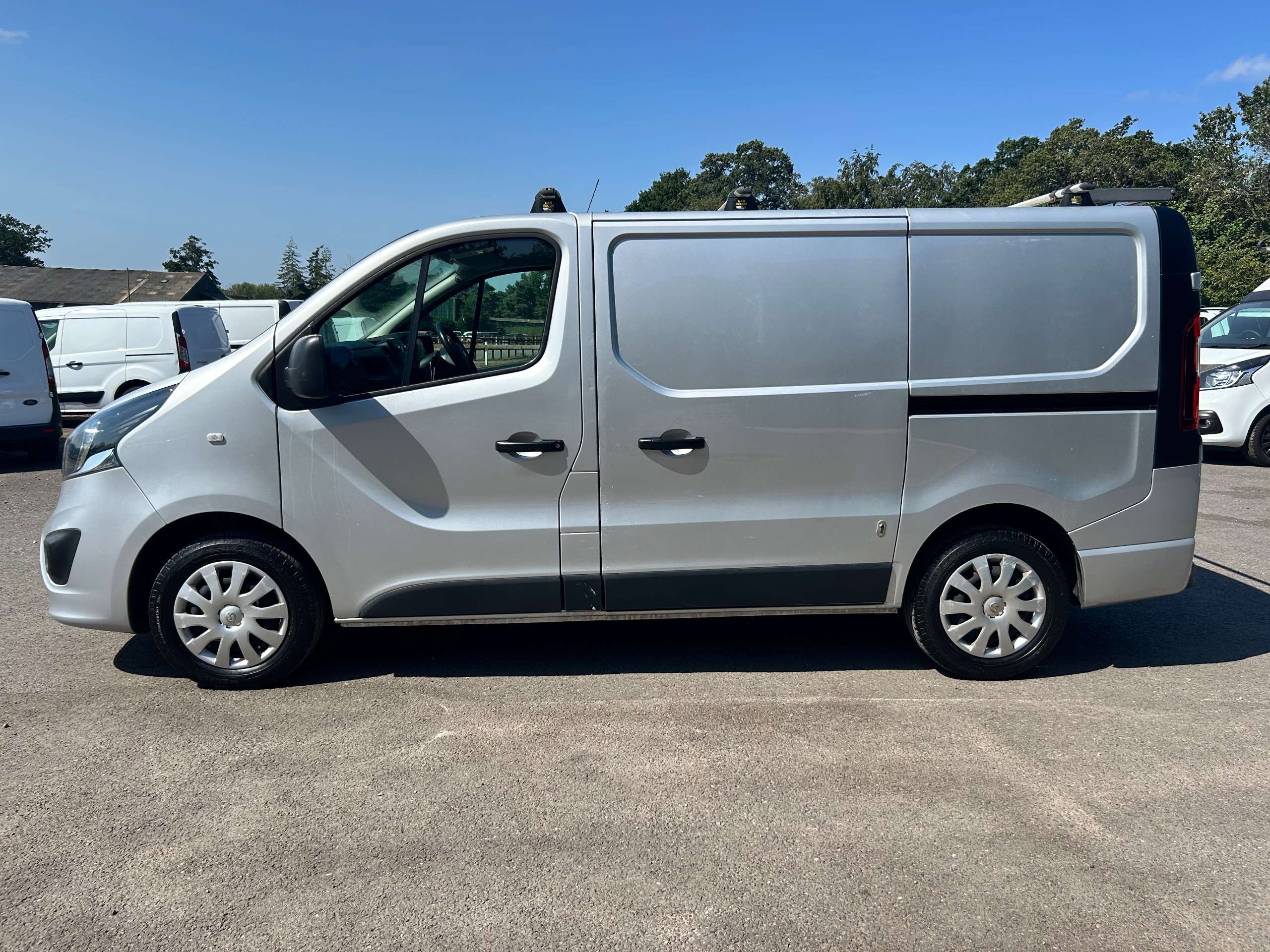 2019 VAUXHALL VIVARO 2019 VAUXHALL VIVARO