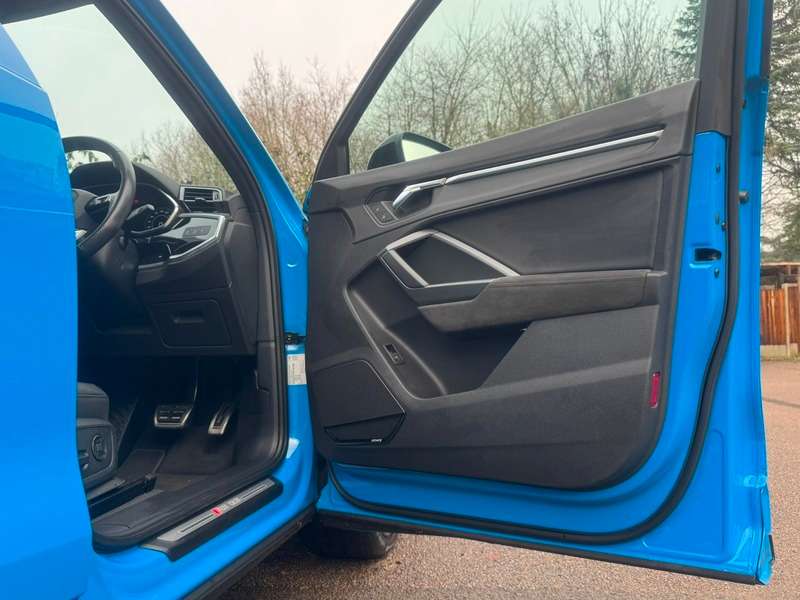 2022 AUDI Q3 2022 AUDI Q3