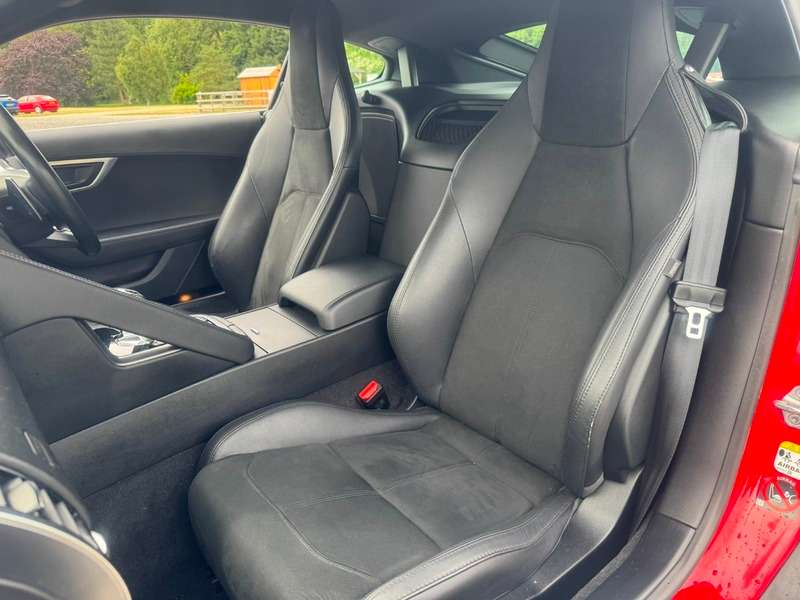2019 JAGUAR F-TYPE 2019 JAGUAR F-TYPE