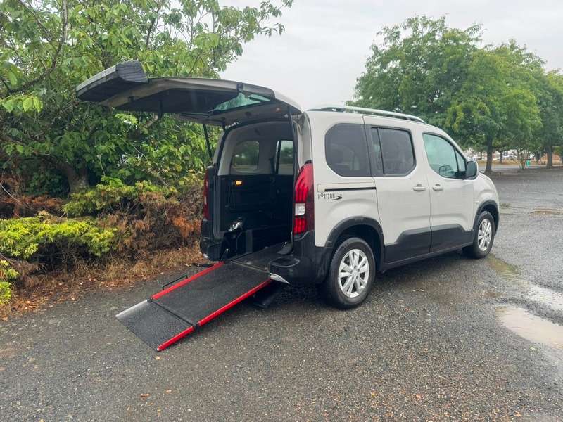 2019 PEUGEOT RIFTER 2019 PEUGEOT RIFTER