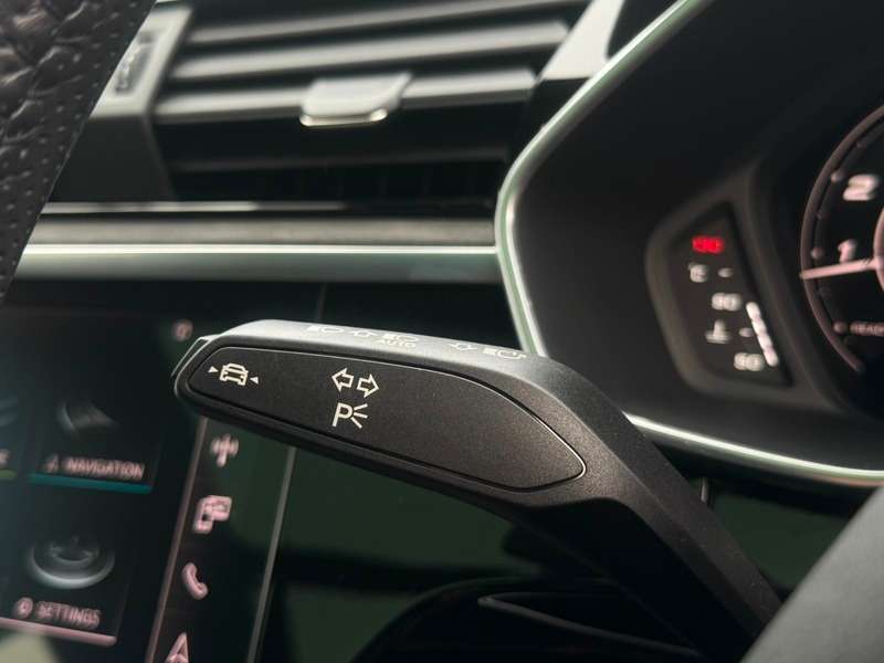 2022 AUDI Q3 2022 AUDI Q3