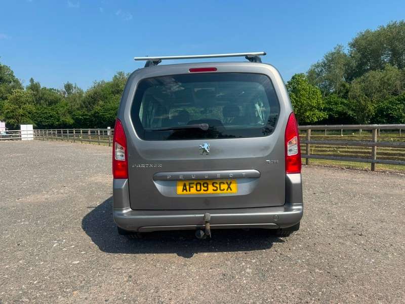 2009 PEUGEOT PARTNER TEPEE 2009 PEUGEOT PARTNER TEPEE