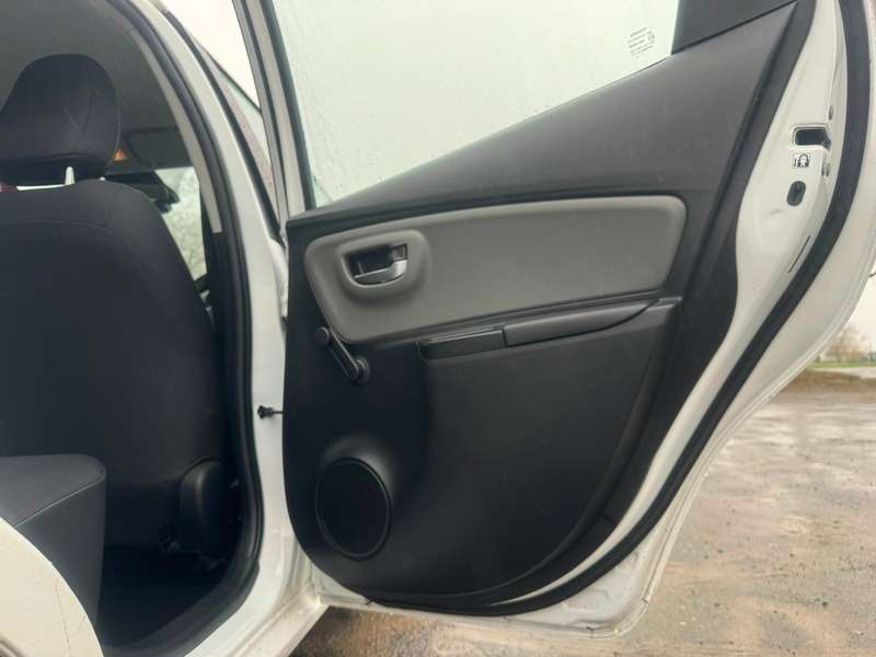 2019 TOYOTA YARIS 2019 TOYOTA YARIS