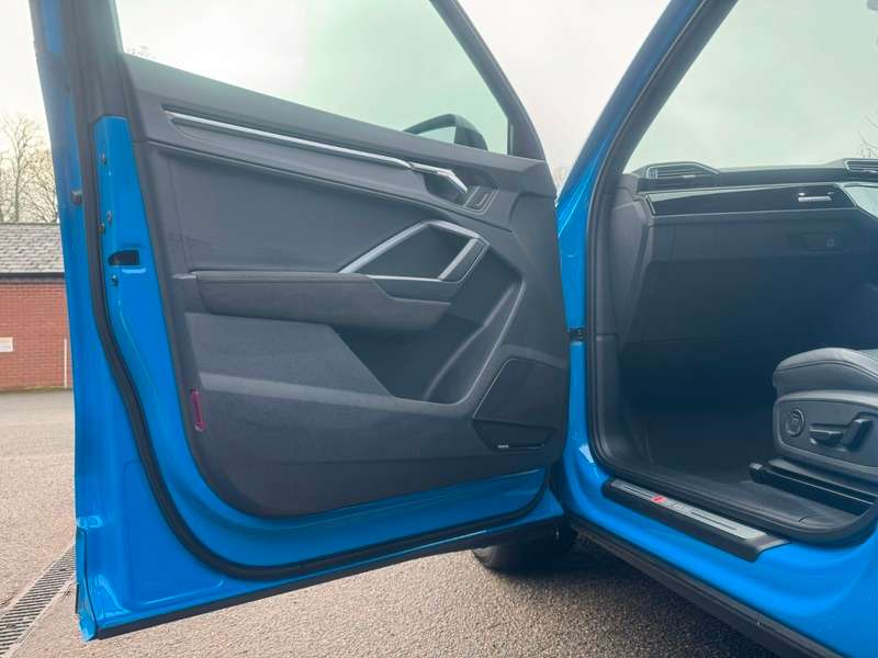 2022 AUDI Q3 2022 AUDI Q3