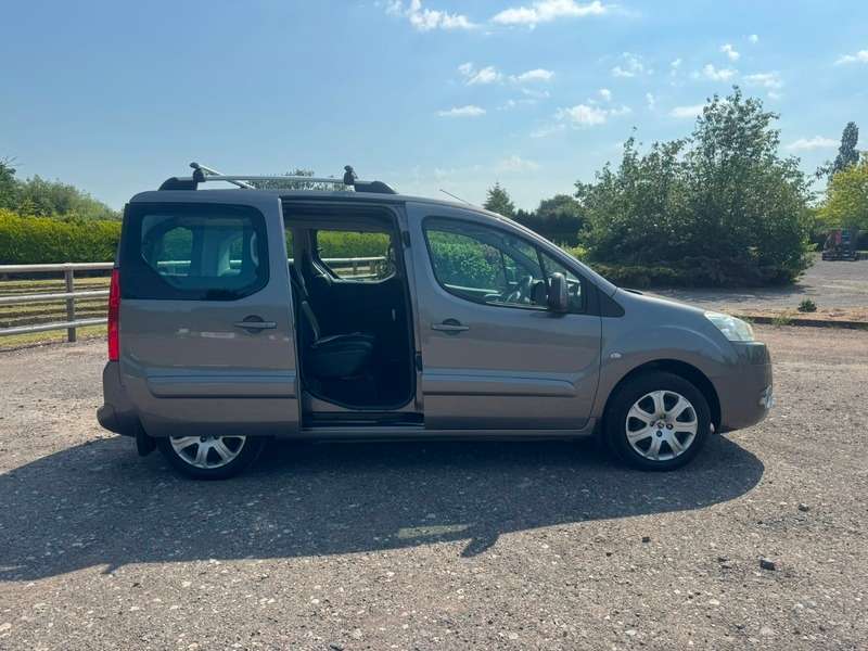 2009 PEUGEOT PARTNER TEPEE 2009 PEUGEOT PARTNER TEPEE