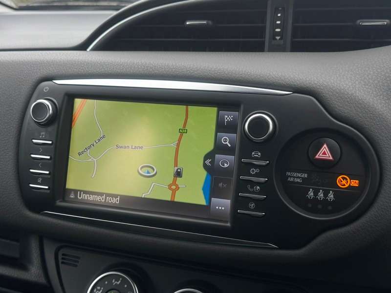 2019 TOYOTA YARIS 2019 TOYOTA YARIS