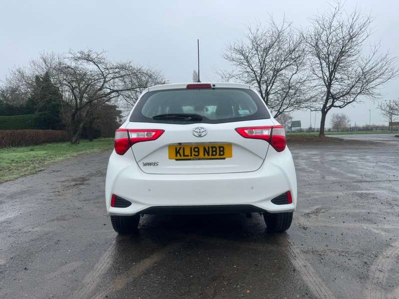 2019 TOYOTA YARIS 2019 TOYOTA YARIS