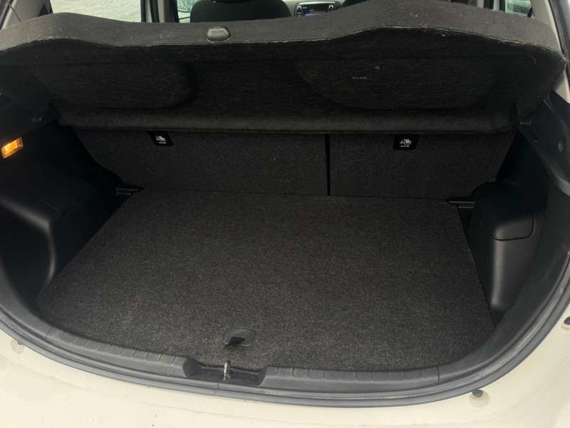 2019 TOYOTA YARIS 2019 TOYOTA YARIS