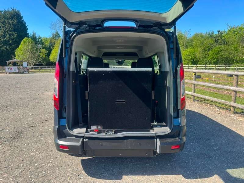 2021 FORD GRAND TOURNEO CONNECT 2021 FORD GRAND TOURNEO CONNECT