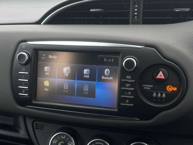 2019 TOYOTA YARIS 2019 TOYOTA YARIS