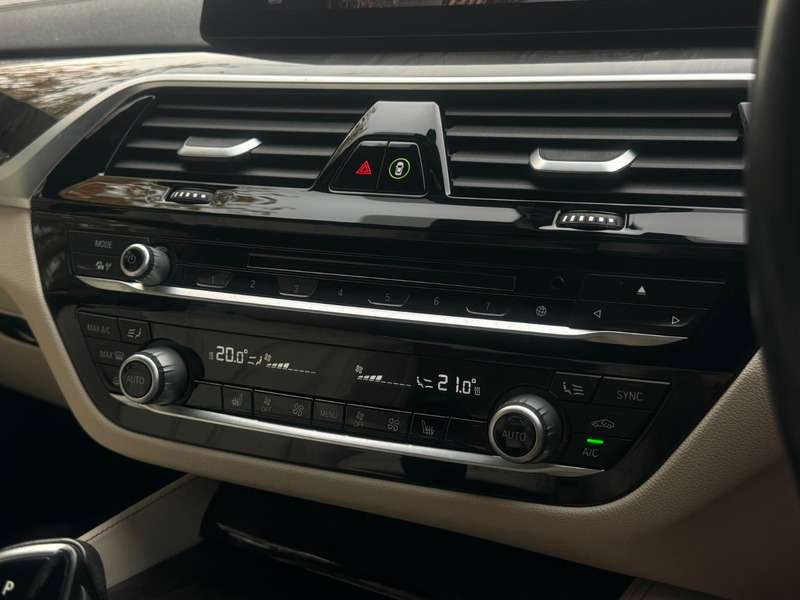 2017 BMW 5 SERIES 2017 BMW 5 SERIES