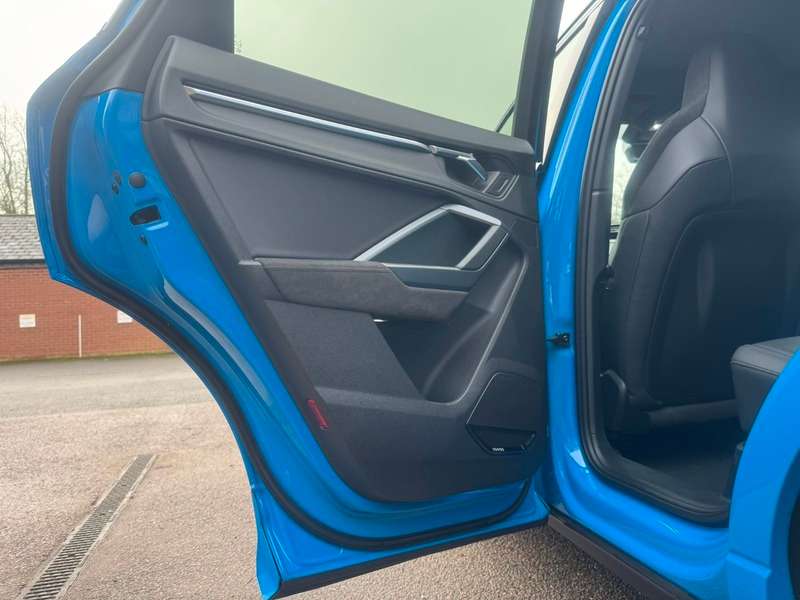 2022 AUDI Q3 2022 AUDI Q3