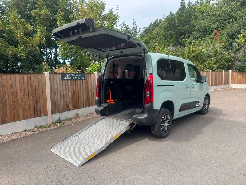 A 2019 CITROEN BERLINGO 1.5 BlueHDi Feel M MPV Euro 6 (s/s) WAV Conversion A 2019 CITROEN BERLINGO 1.5 BlueHDi Feel M MPV Euro 6 (s/s) WAV Conversion
