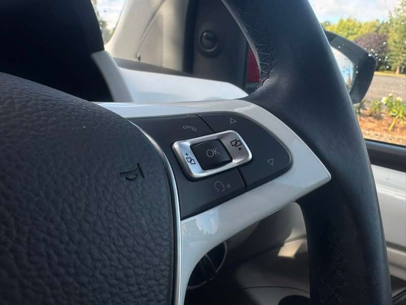 2019 VOLKSWAGEN UP 2019 VOLKSWAGEN UP