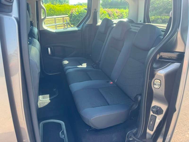 2009 PEUGEOT PARTNER TEPEE 2009 PEUGEOT PARTNER TEPEE