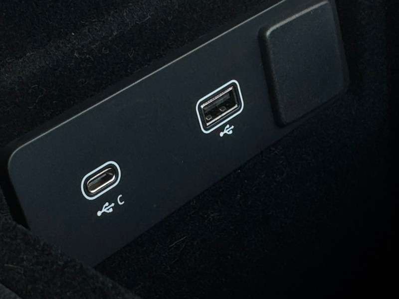 2024 JAGUAR F-PACE 2024 JAGUAR F-PACE