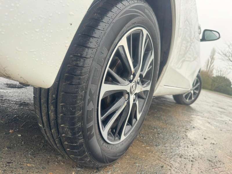 2019 TOYOTA YARIS 2019 TOYOTA YARIS