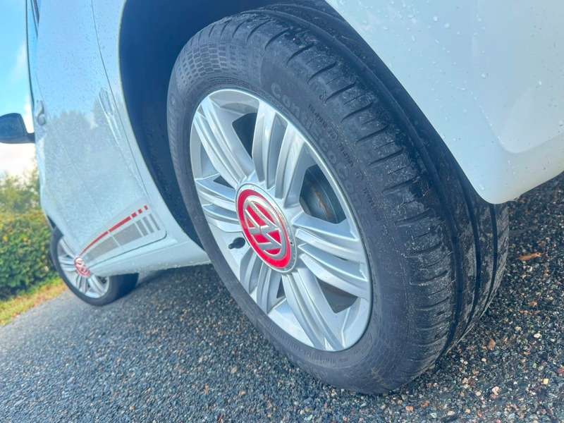 2019 VOLKSWAGEN UP 2019 VOLKSWAGEN UP