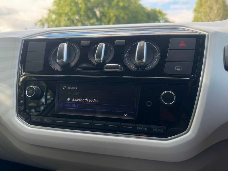 2019 VOLKSWAGEN UP 2019 VOLKSWAGEN UP