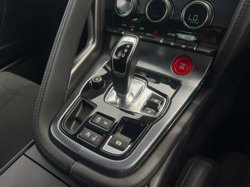 2019 JAGUAR F-TYPE 2019 JAGUAR F-TYPE