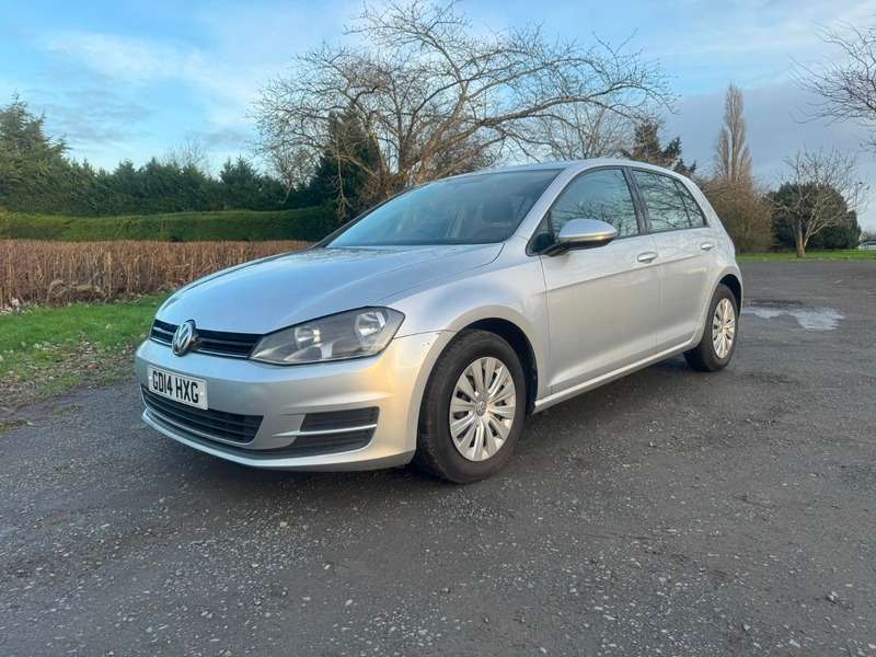 A 0 VOLKSWAGEN GOLF 1.2 TSI BlueMotion Tech S Euro 5 (s/s) 5dr A 0 VOLKSWAGEN GOLF 1.2 TSI BlueMotion Tech S Euro 5 (s/s) 5dr