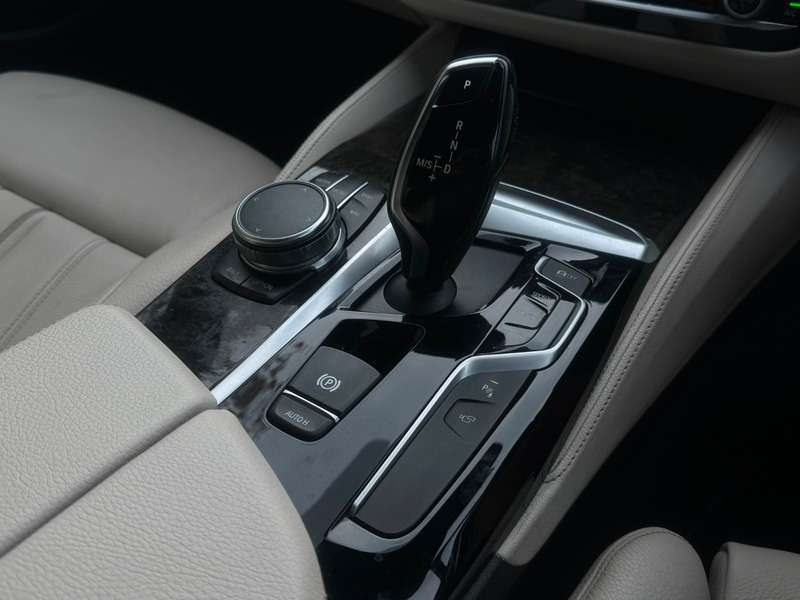 2017 BMW 5 SERIES 2017 BMW 5 SERIES