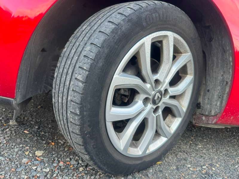 2017 RENAULT CLIO 2017 RENAULT CLIO
