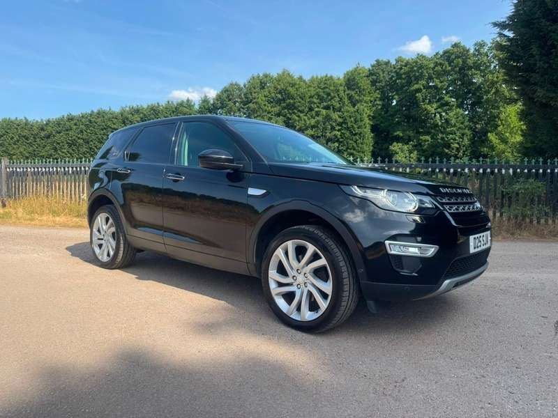 A 2018 LAND ROVER DISCOVERY SPORT 2.0 TD4 HSE Luxury Auto 4WD Euro 6 (s/s) 5dr A 2018 LAND ROVER DISCOVERY SPORT 2.0 TD4 HSE Luxury Auto 4WD Euro 6 (s/s) 5dr