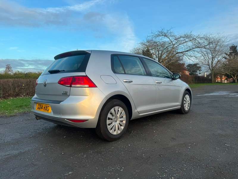 A 0 VOLKSWAGEN GOLF 1.2 TSI BlueMotion Tech S Euro 5 (s/s) 5dr A 0 VOLKSWAGEN GOLF 1.2 TSI BlueMotion Tech S Euro 5 (s/s) 5dr
