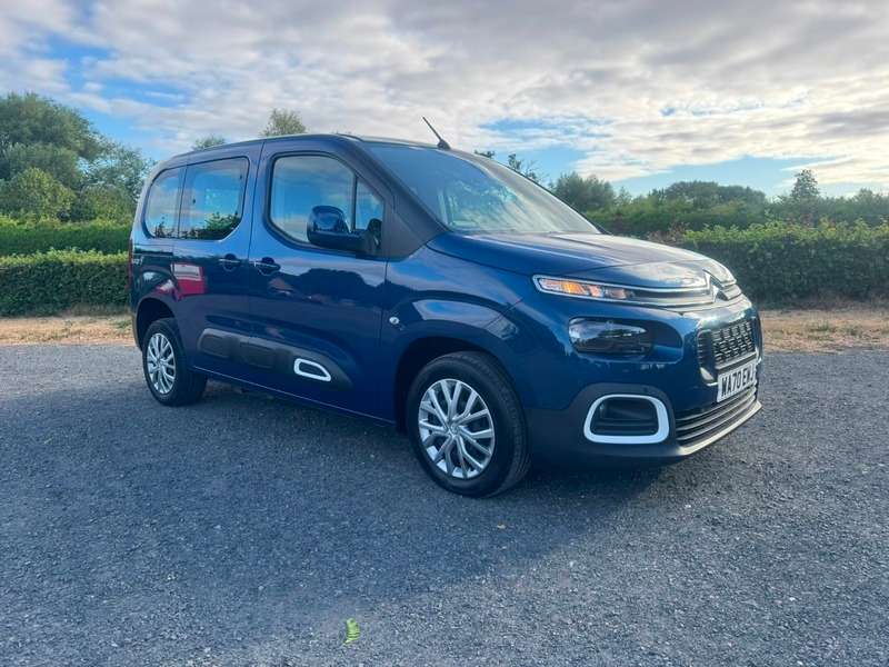 A 2021 CITROEN BERLINGO 1.5 BlueHDi Feel M MPV Euro 6 (s/s) WAV Conversion A 2021 CITROEN BERLINGO 1.5 BlueHDi Feel M MPV Euro 6 (s/s) WAV Conversion