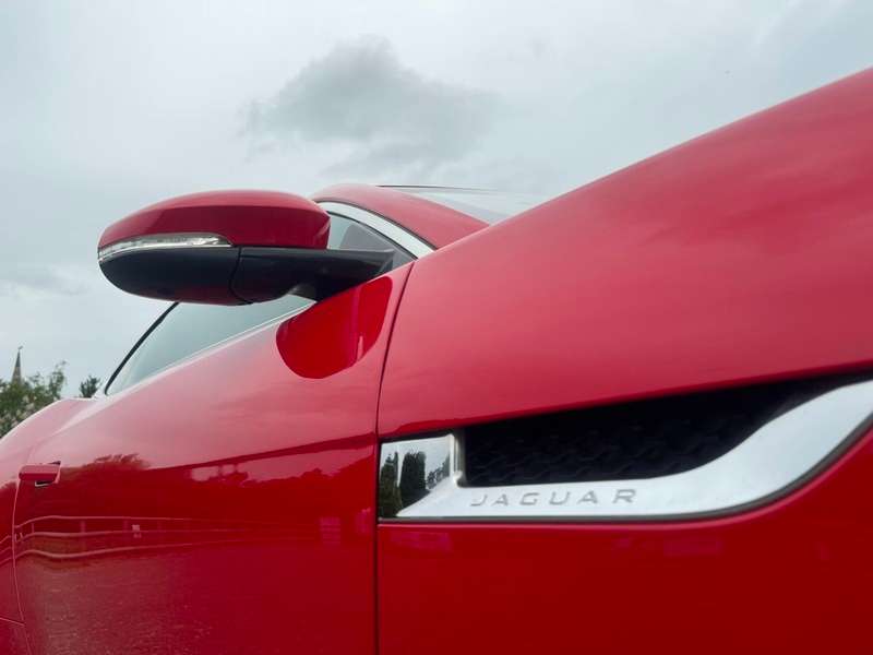 2019 JAGUAR F-TYPE 2019 JAGUAR F-TYPE