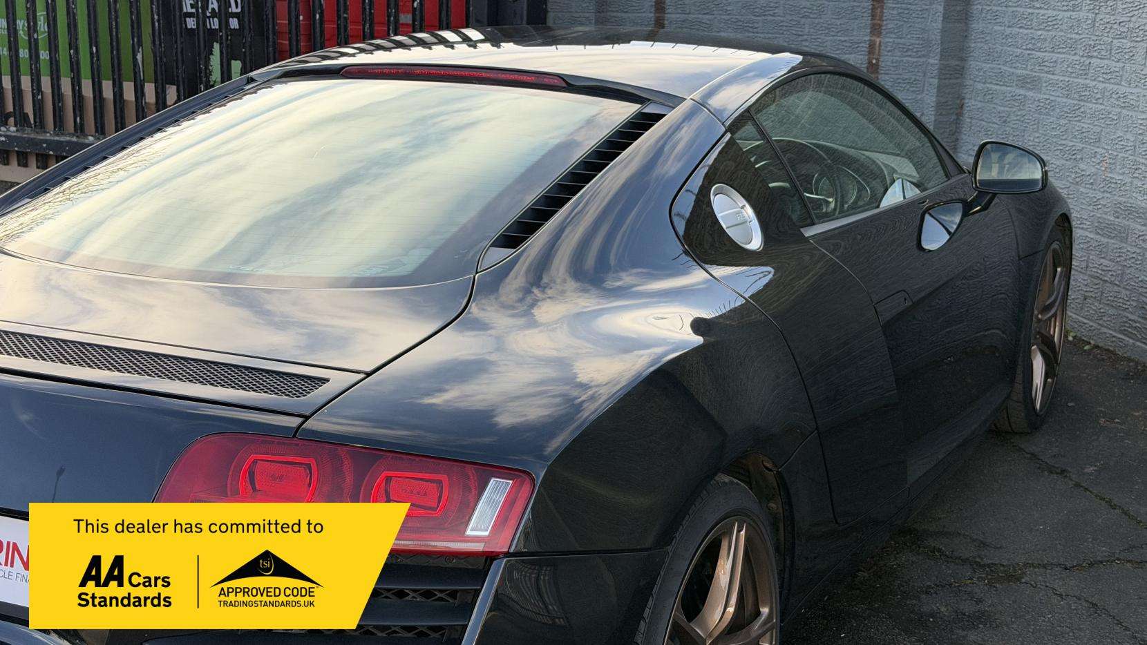 2008 AUDI R8 2008 AUDI R8