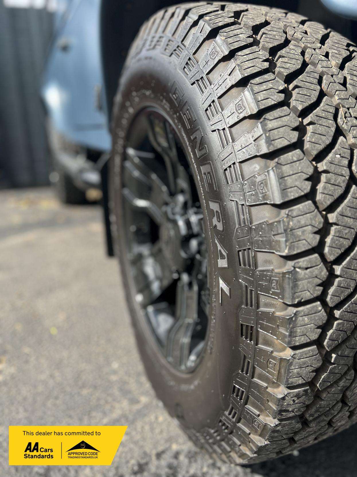 1991 LAND ROVER DEFENDER 110 1991 LAND ROVER DEFENDER 110