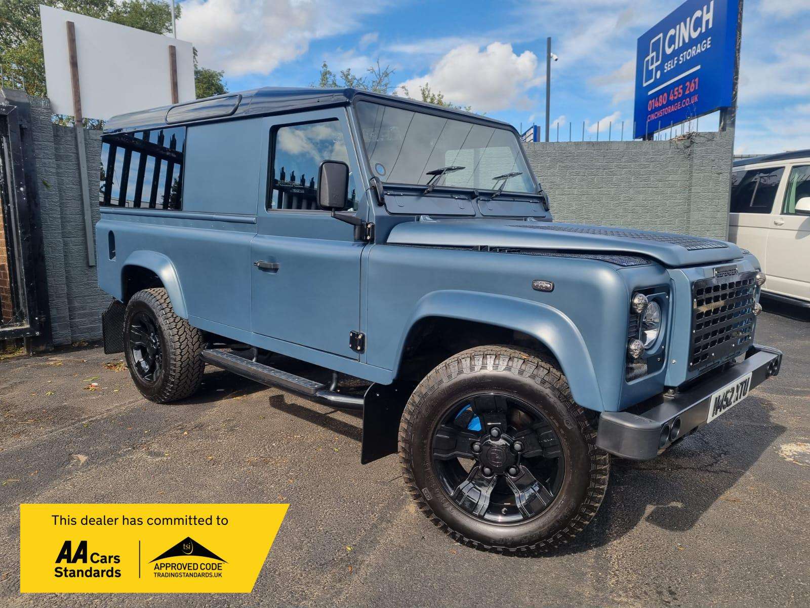 1991 LAND ROVER DEFENDER 110 1991 LAND ROVER DEFENDER 110