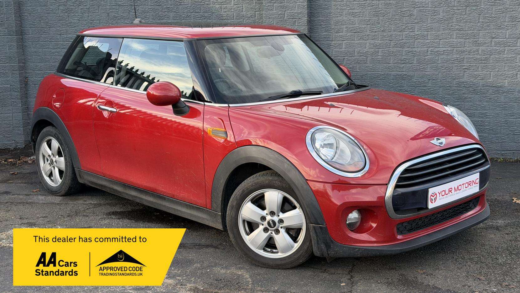 A 2015 MINI HATCH 1.5 Cooper Hatchback 3dr Petrol Manual Euro 6 (s/s) (136 ps) A 2015 MINI HATCH 1.5 Cooper Hatchback 3dr Petrol Manual Euro 6 (s/s) (136 ps)