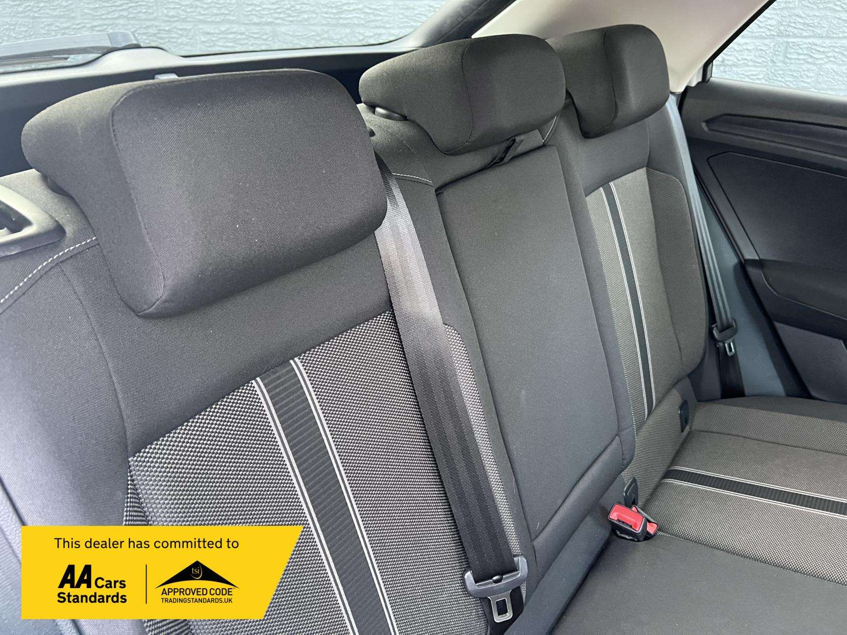 2019 VOLKSWAGEN T-ROC 2019 VOLKSWAGEN T-ROC