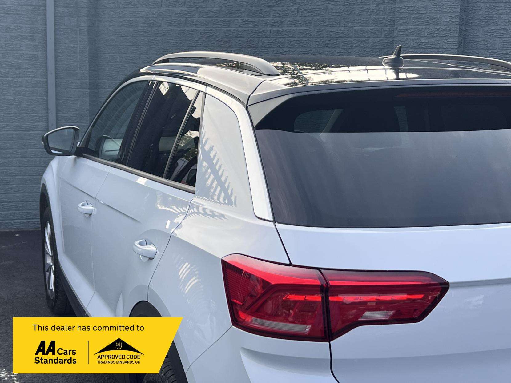 2019 VOLKSWAGEN T-ROC 2019 VOLKSWAGEN T-ROC