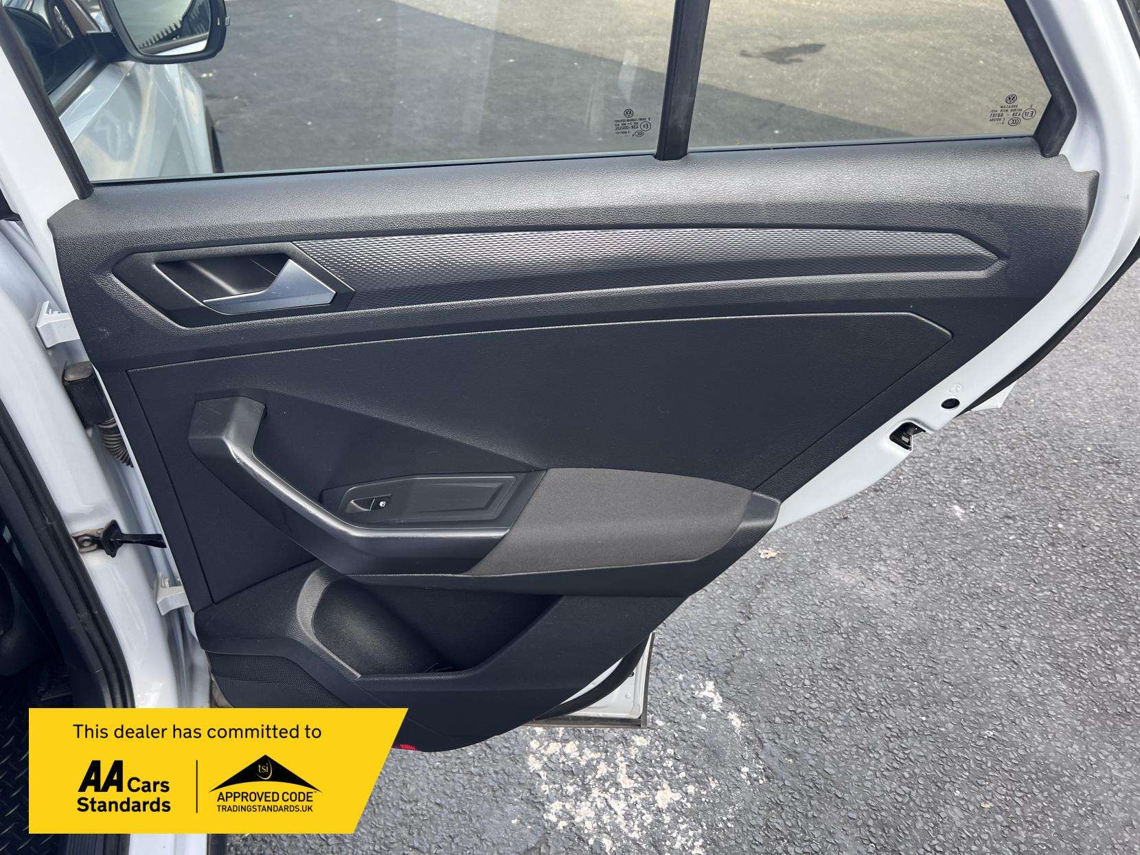 2019 VOLKSWAGEN T-ROC 2019 VOLKSWAGEN T-ROC