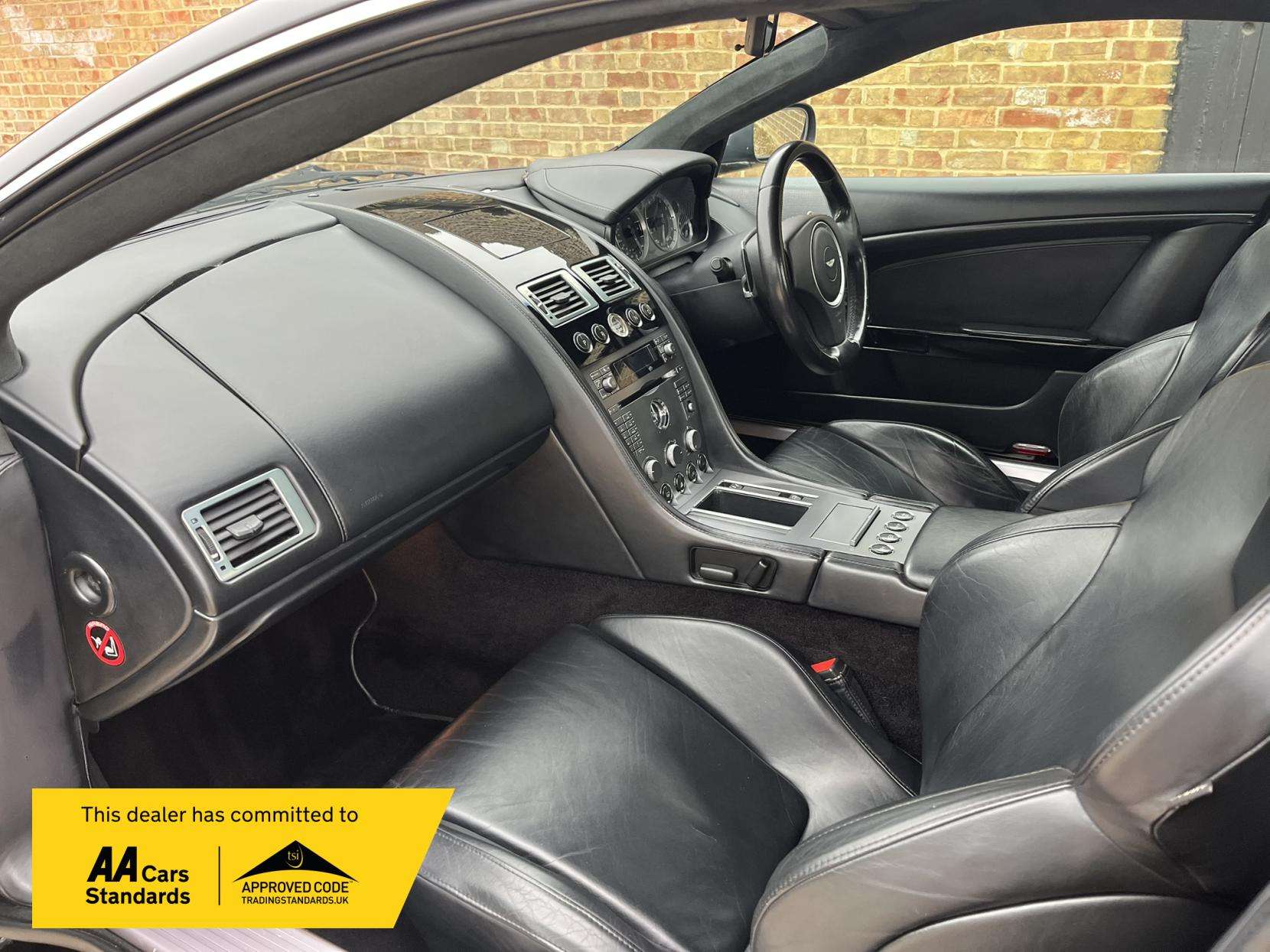 2005 ASTON MARTIN DB9 2005 ASTON MARTIN DB9