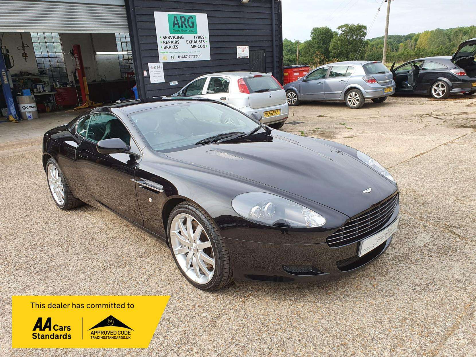 2005 ASTON MARTIN DB9 2005 ASTON MARTIN DB9