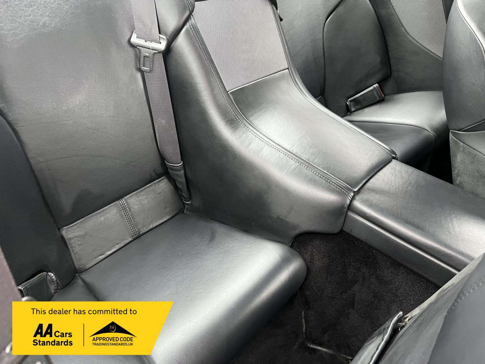 2005 ASTON MARTIN DB9 2005 ASTON MARTIN DB9