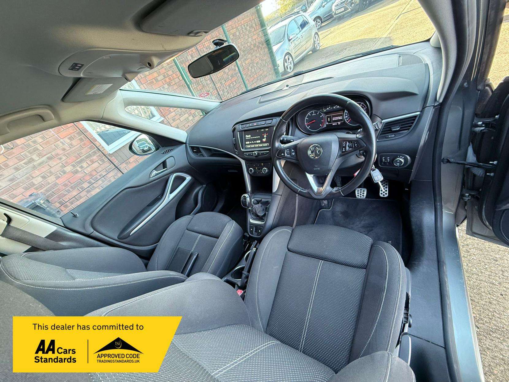 2017 VAUXHALL ZAFIRA TOURER 2017 VAUXHALL ZAFIRA TOURER