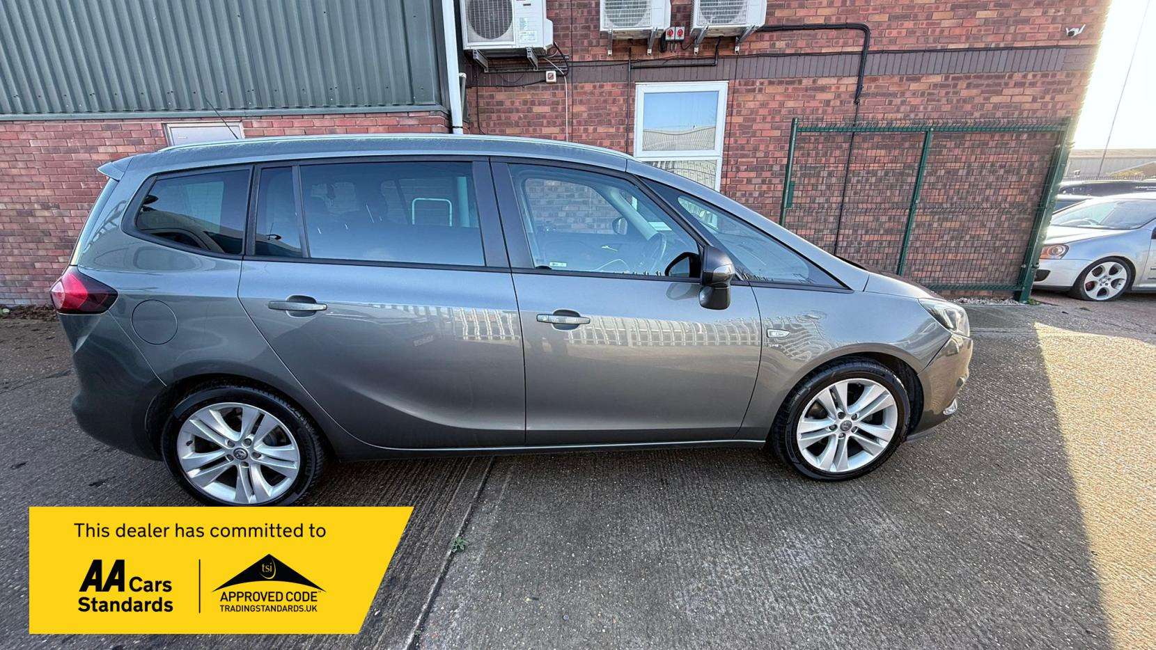 2017 VAUXHALL ZAFIRA TOURER 2017 VAUXHALL ZAFIRA TOURER