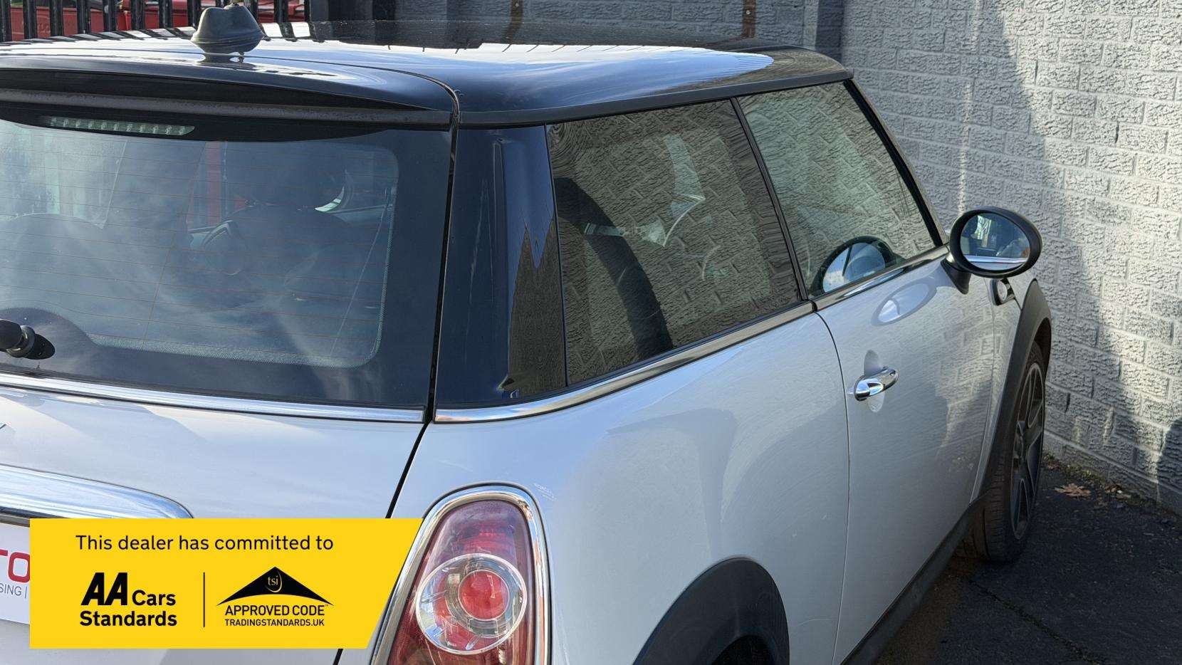 2012 MINI HATCH 2012 MINI HATCH