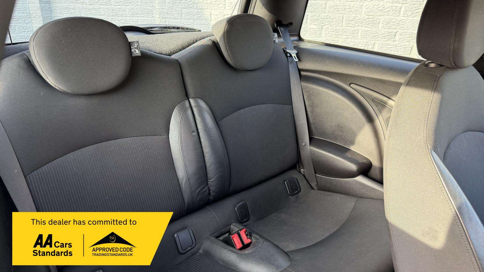 2012 MINI HATCH 2012 MINI HATCH